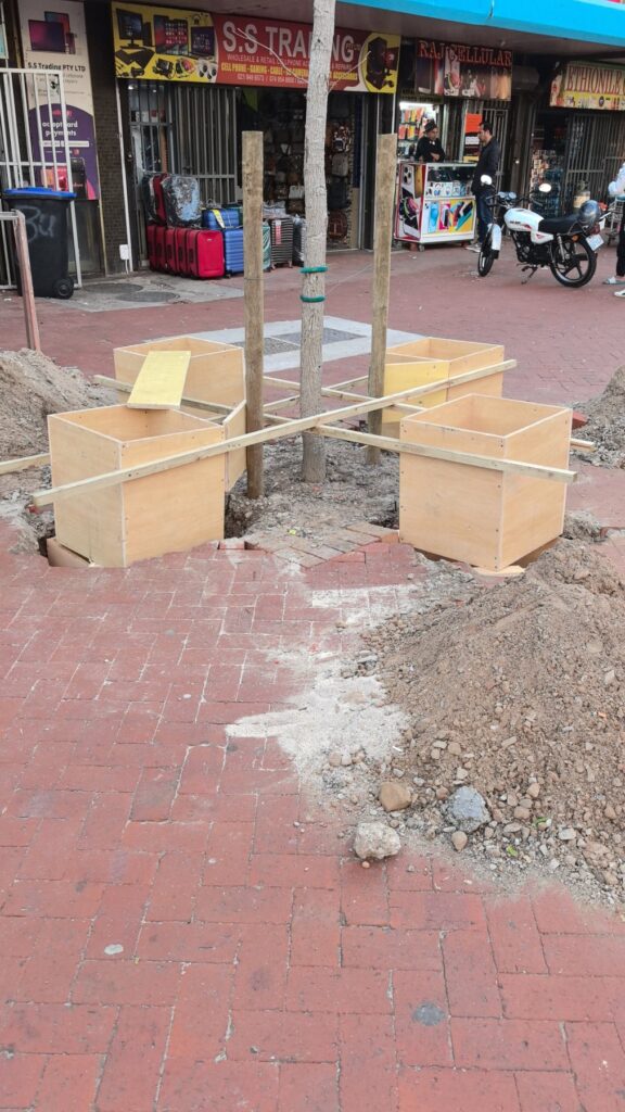 Kruskal Avenue Seating — Bellville CBD, Bellville CBD, Cape Town, Western Cape by Deckspertz — photograph 9