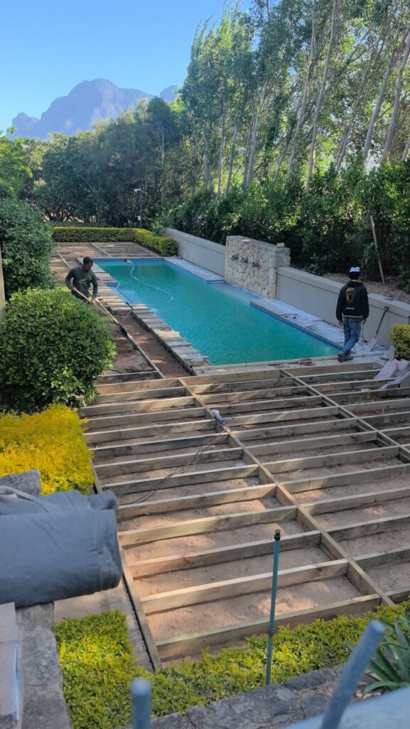 House Simmondium — Pool Deck, Simmondium, Western Cape by Deckspertz — photograph 9