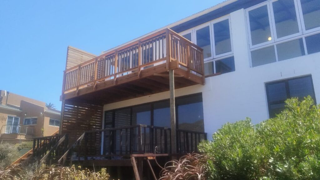 House Cronje — Fish Hoek, Fish Hoek, Cape Town, Western Cape by Deckspertz — photograph 5