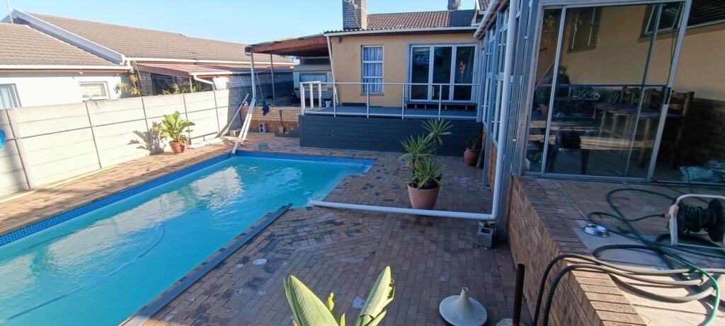House Jordaan — Brackenfell, Brackenfell, Cape Town, Western Cape by Deckspertz — photograph 8
