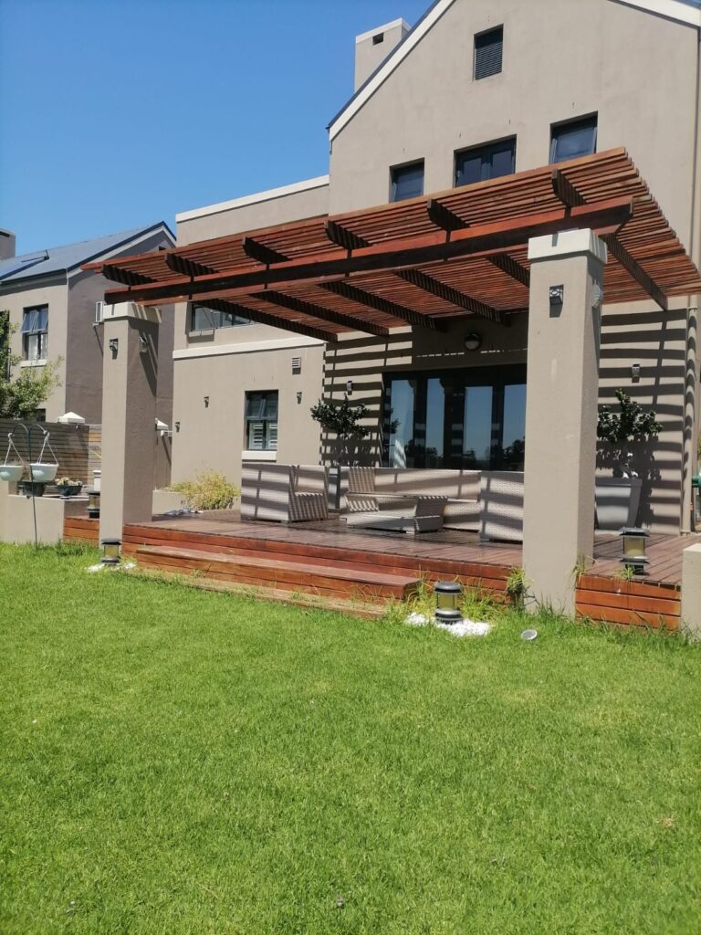House R.Z. — Stellenbosch, Stellenbosch, Western Cape by Deckspertz — photograph 6